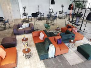 TUNE Stoffsofa rechts geschlossen 1